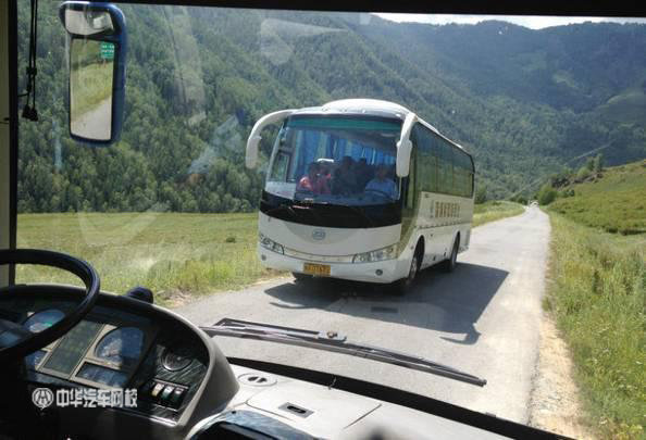 在狹窄的道路上怎樣會車？@chinaadec.com